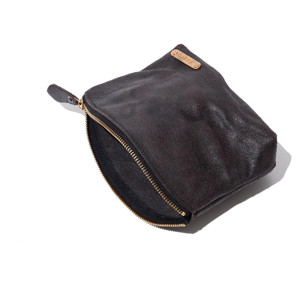 vasco Leather Travel Pouch Black Roughout | CLUB CLUTCH